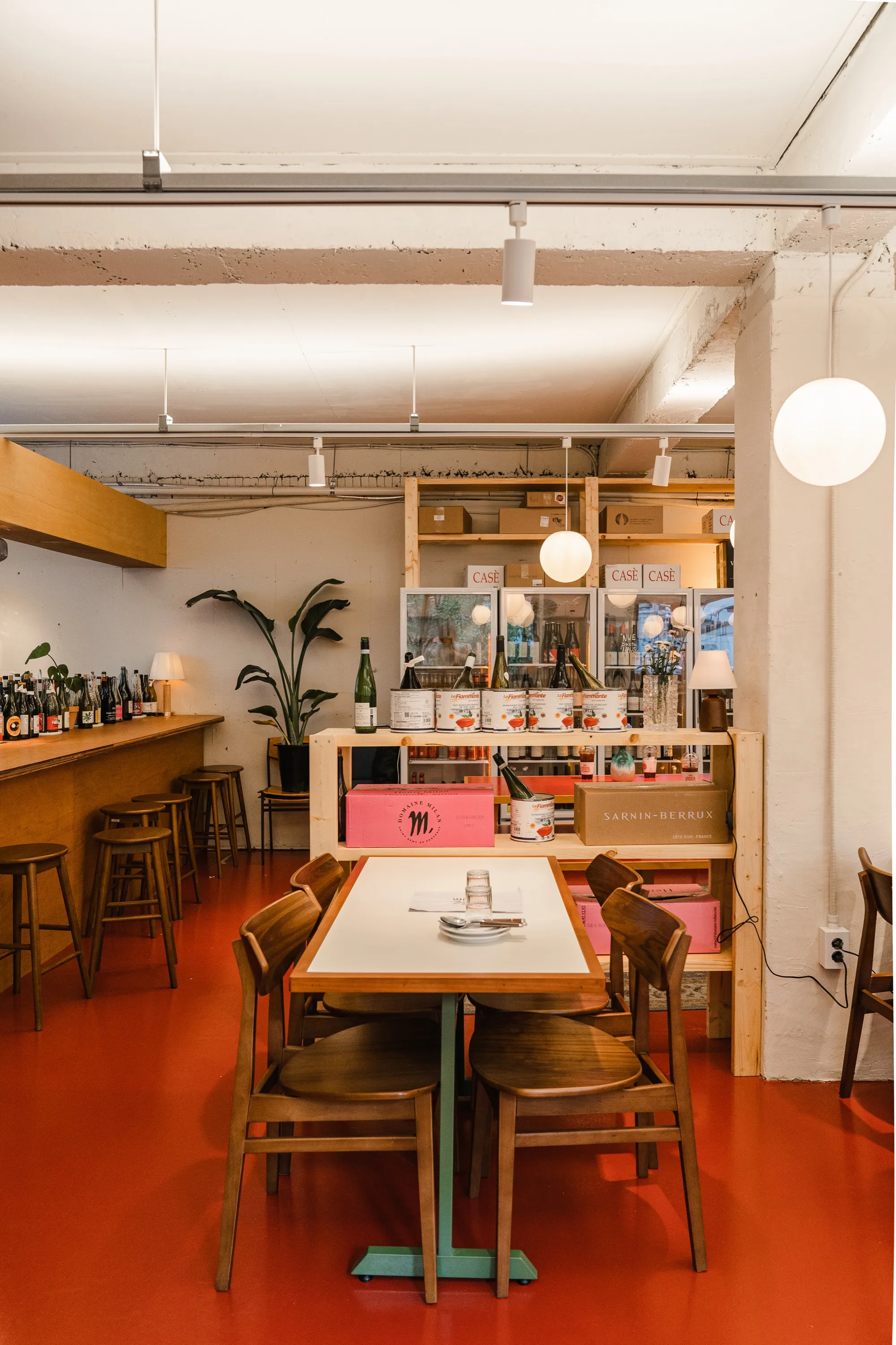 Nue Pasta Haus, pasta and wine bar in Chungmuro, Seoul, photo 15